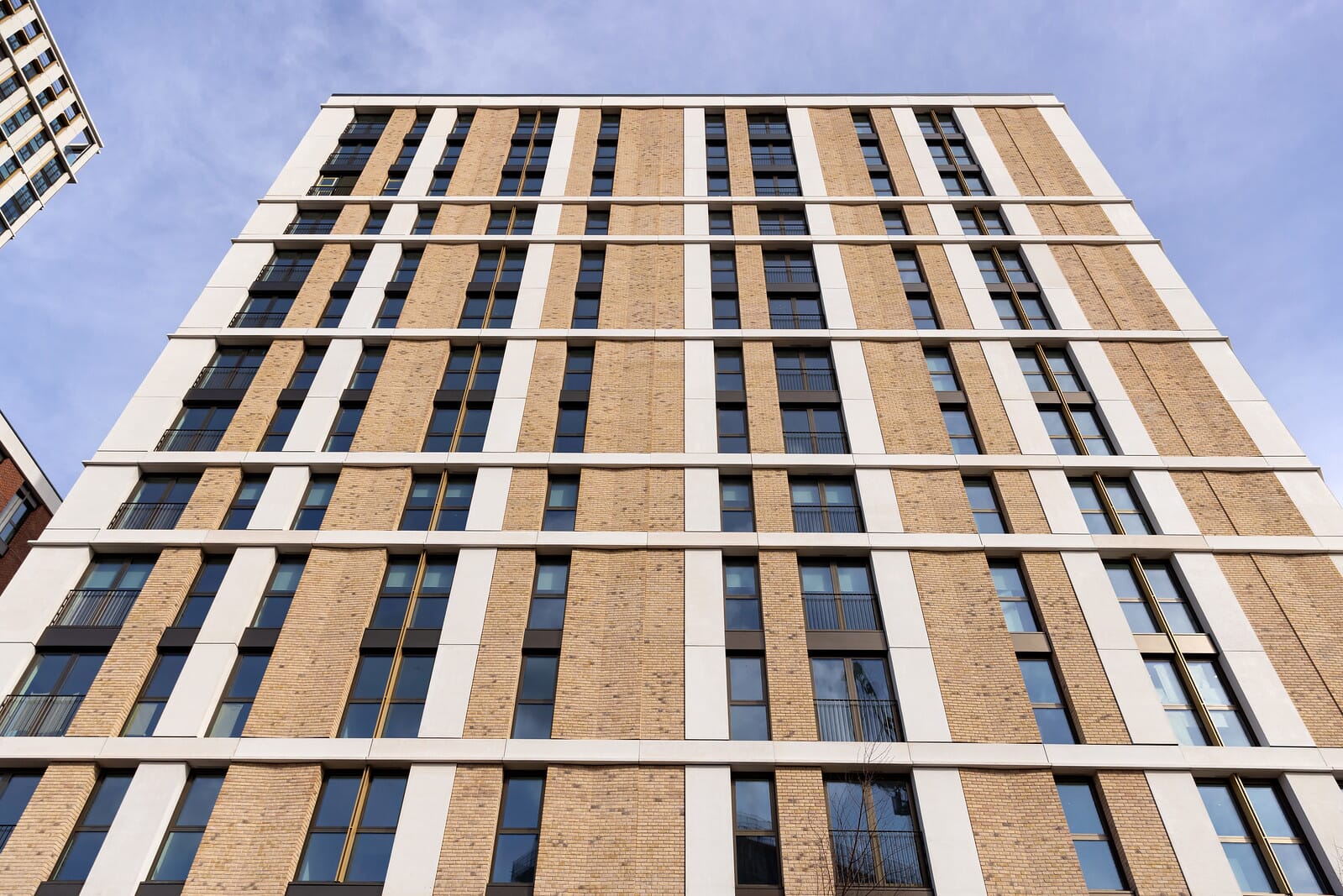 ALUMET- 12 Tress, London